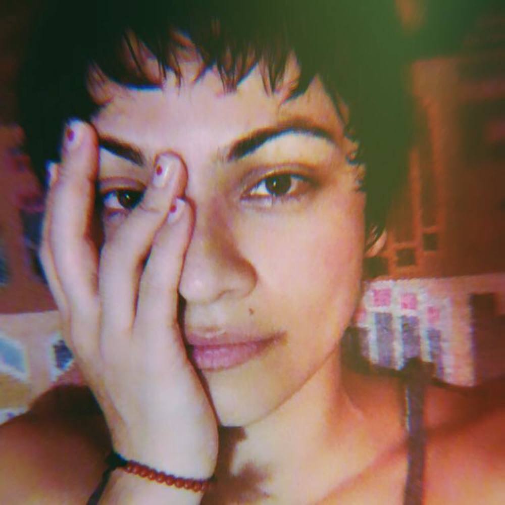 Meet your Posher, Carolina